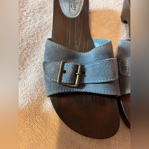 Size 7 Montego Bay sandals - Picture 2 of 6